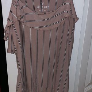 American eagle soft &sexy off the shoulder tee